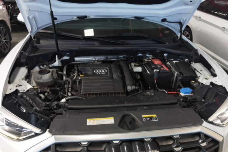Audi Q3 2019 #20 Audi Q3 2019 car image #20