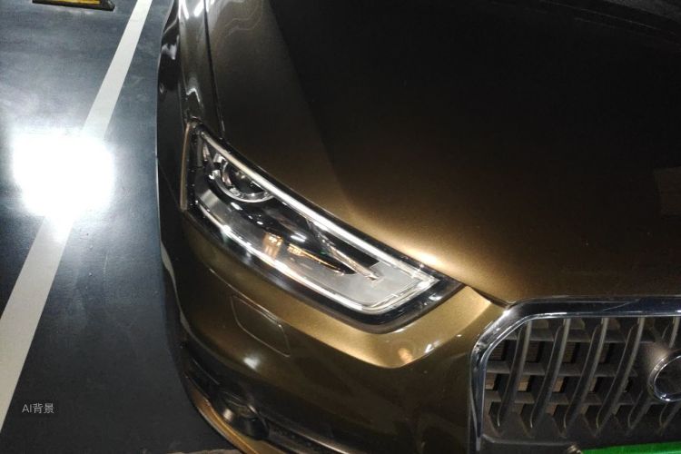 Audi Q3 2015 car image #8