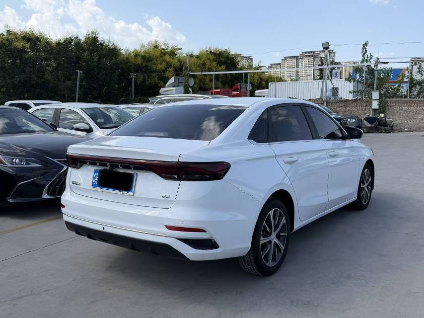 GEELY Emgrand 2023 car image #7