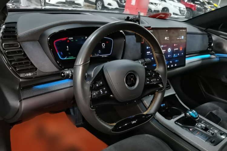 BYD Han 2023 car image #10
