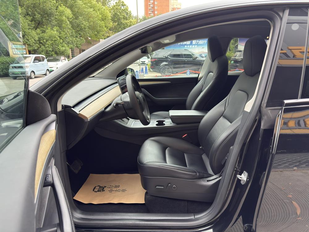 Tesla Model Y 2022 #24 Tesla Model Y 2022 car image #24