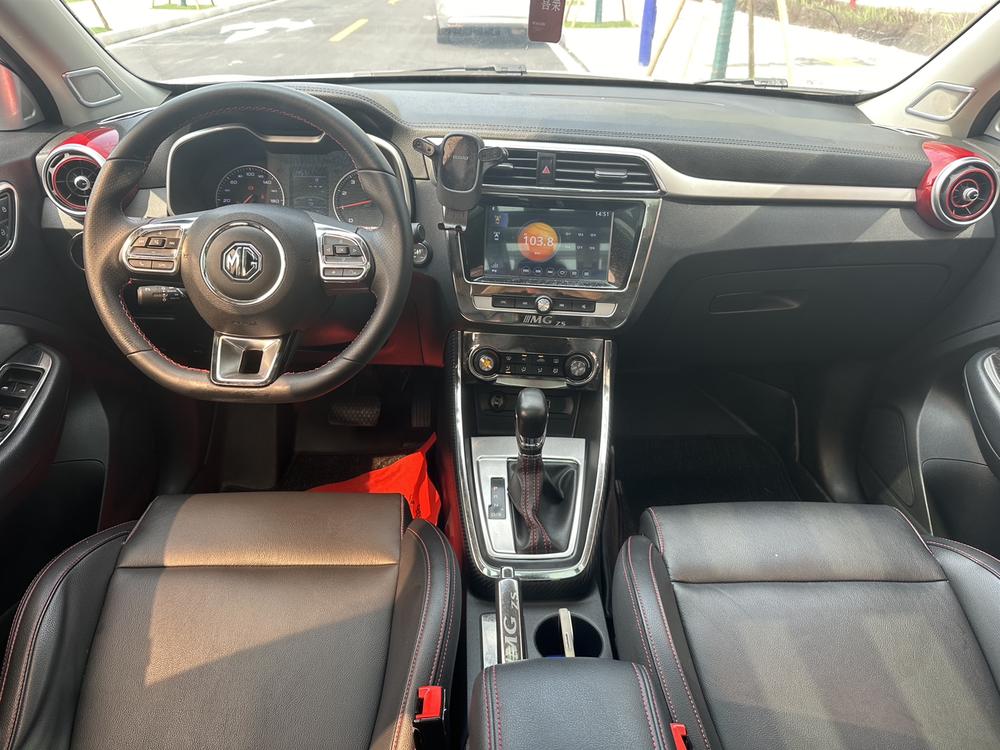 MG ZS 2017 #13 MG ZS 2017 car image #13