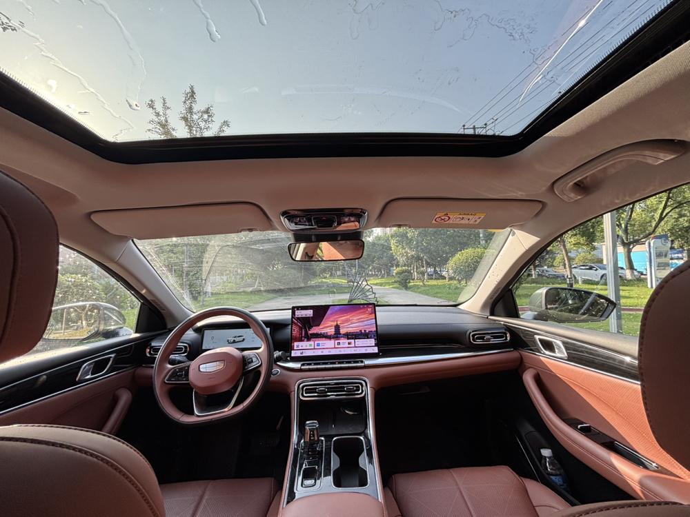 GEELY Emgrand 2025 car image #7