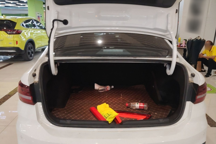 2023 immagine di auto #19