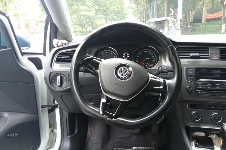 Volkswagen Golf 2015 imagen de coche #12