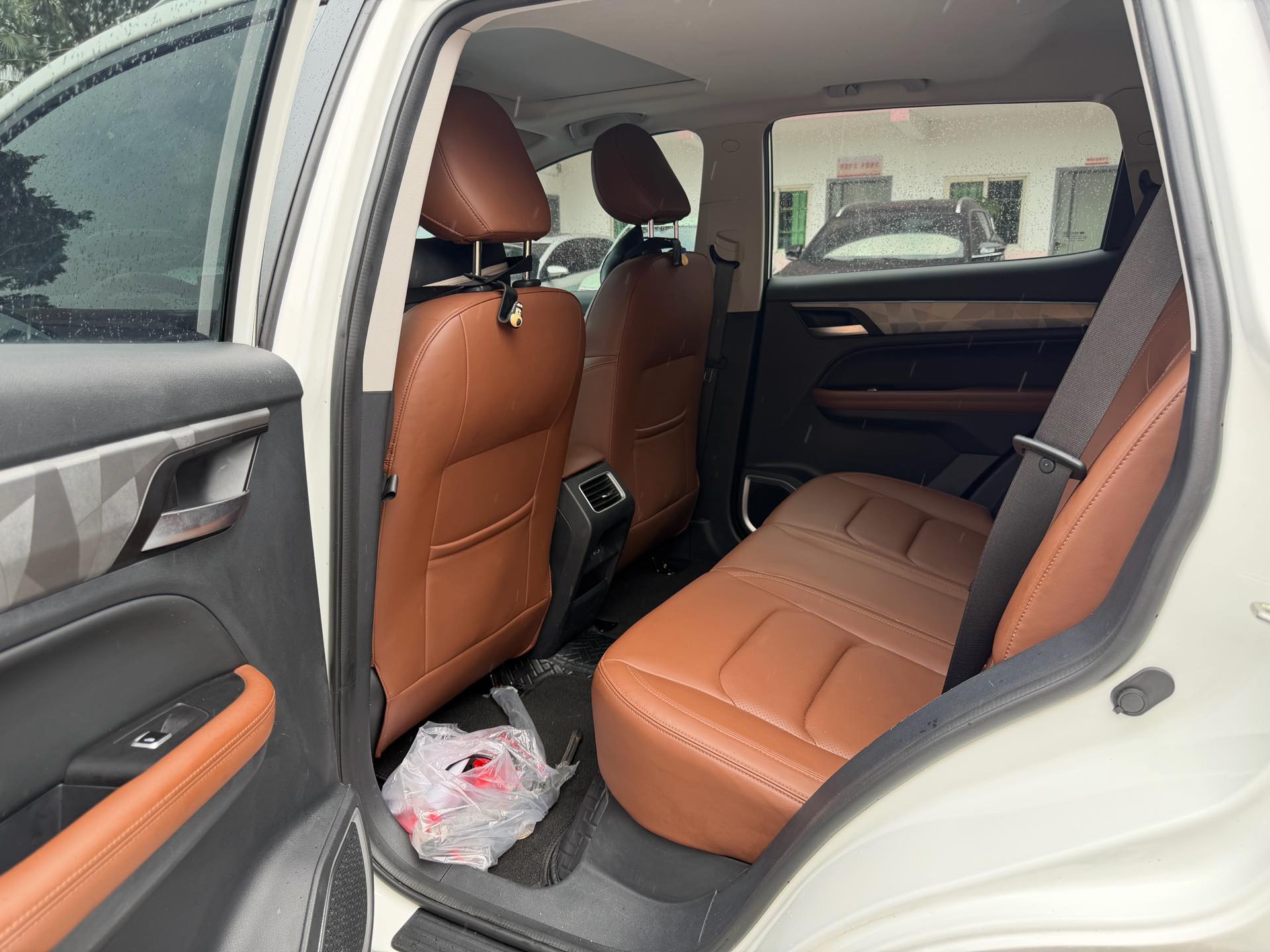 GEELY Vision X6 2023 #4 GEELY Vision X6 2023 изображение автомобиля #4