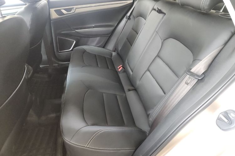 GEELY Emgrand GL 2017 car image #17