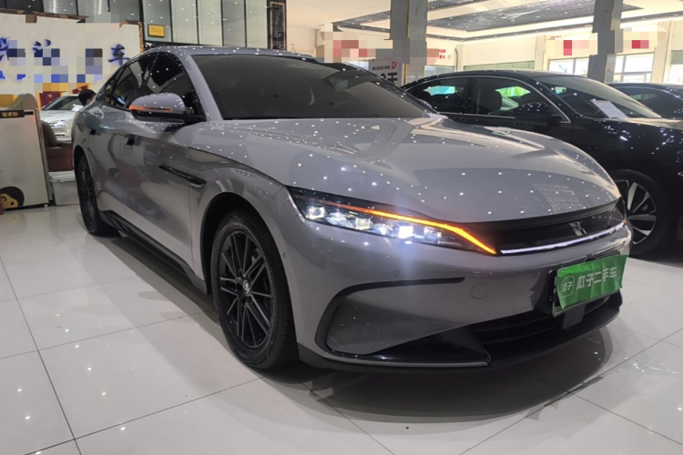 BYD Han 2025 #4 BYD Han 2025 car image #4