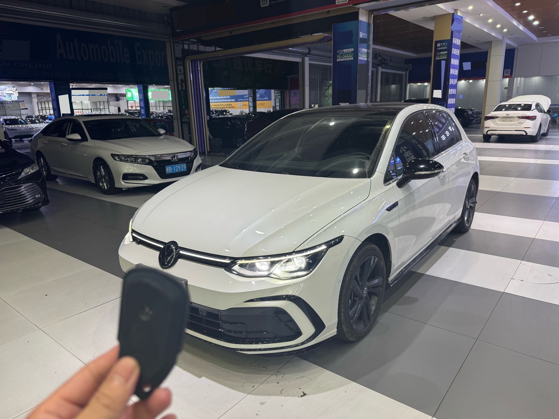 2022 2022 car image