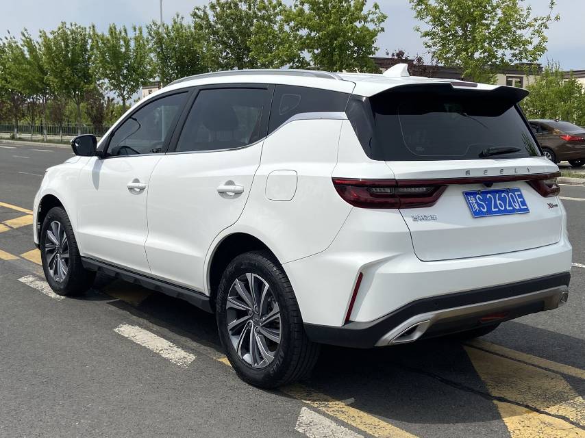 GEELY Vision X6 2022 car image #13