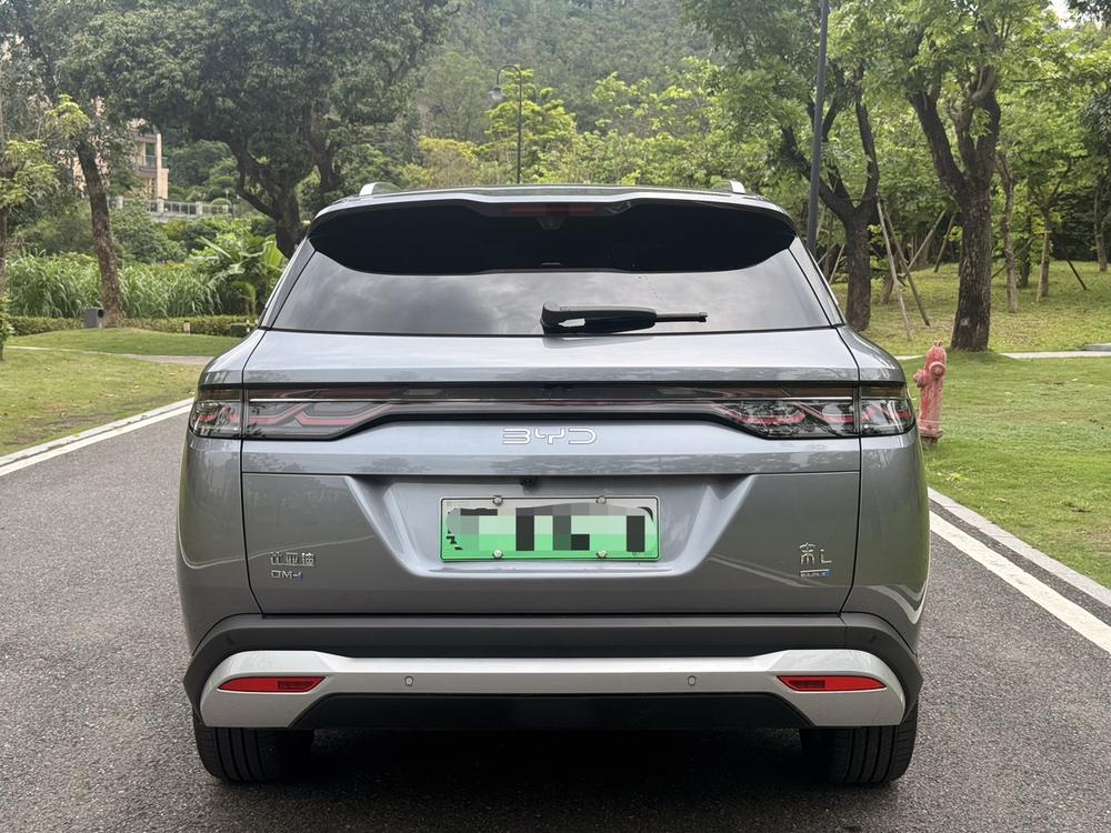 BYD SongL DM-i 2025 car image #5