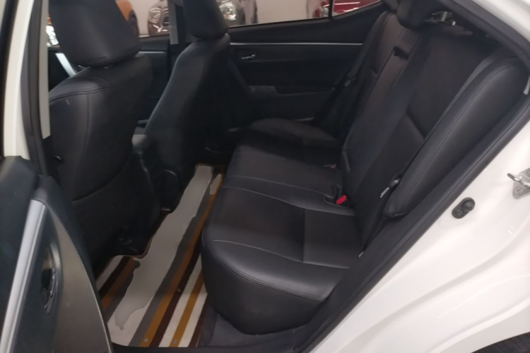 Toyota Corolla 2018 #17 Toyota Corolla 2018 car image #17