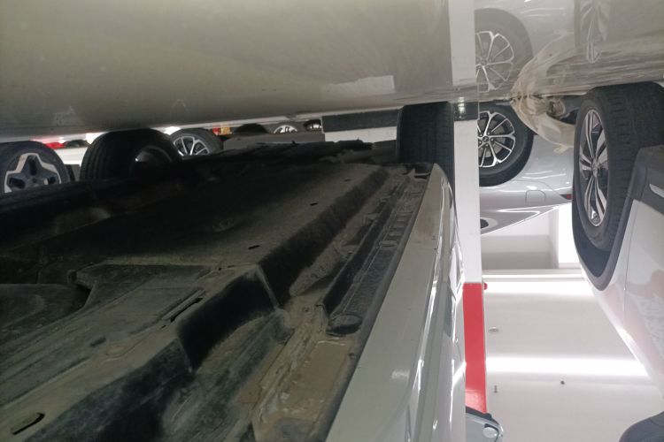 Audi Q3 2018 image de voiture #27