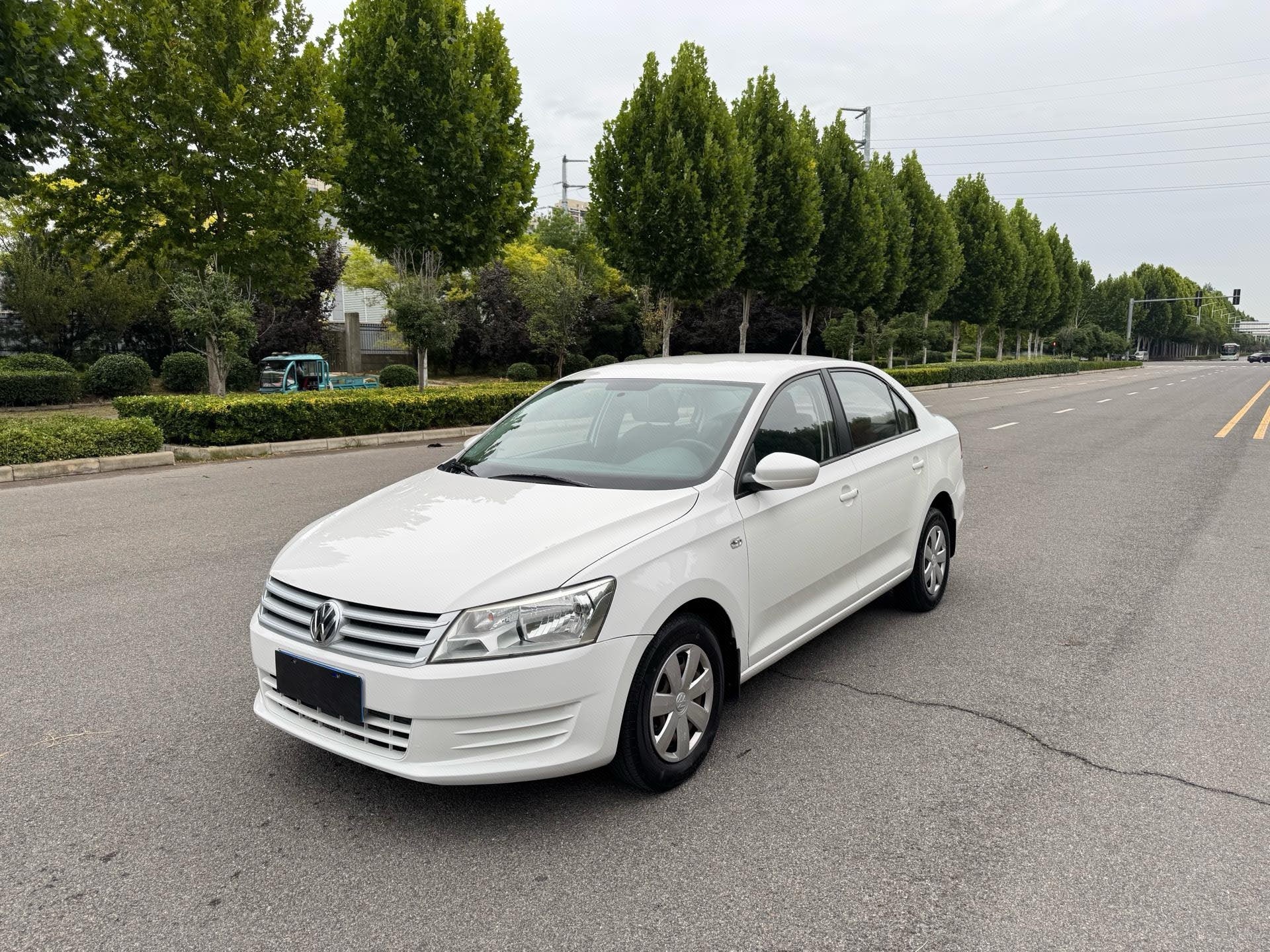Volkswagen Santana 2014 car image 