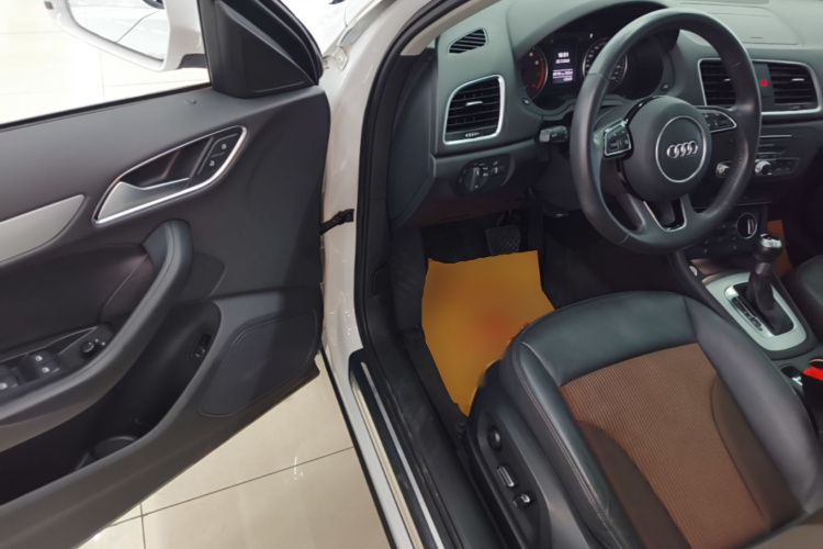 Audi Q3 2017 #12 Audi Q3 2017 car image #12