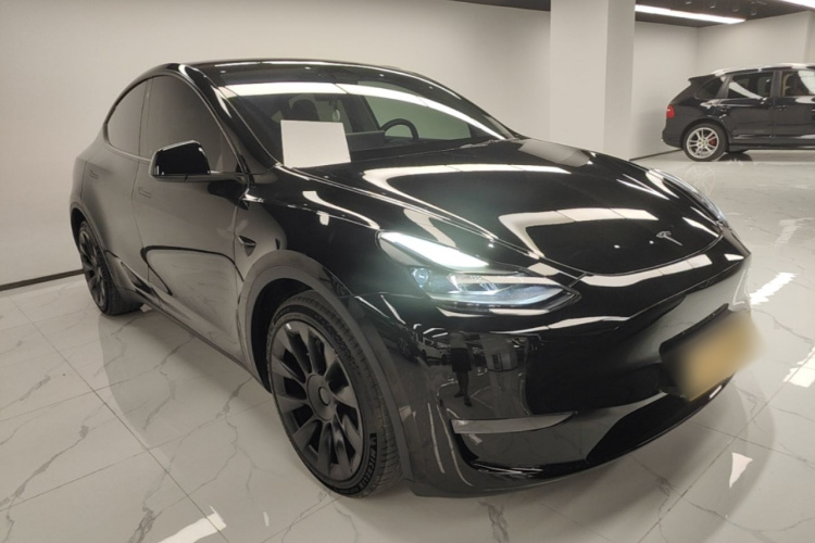 Tesla Model Y 2021 #4 Tesla Model Y 2021 car image #4