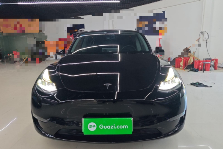 Tesla Model Y 2021 car image #3