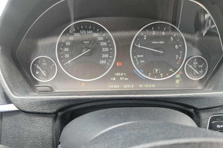 BMW 3 Series 2019 car image #12