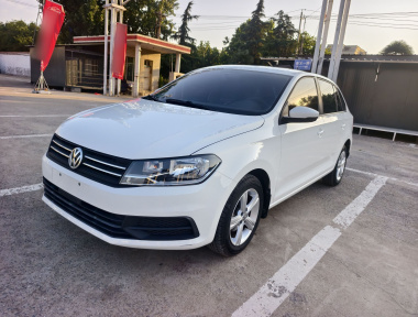 Volkswagen Santana 2016 car image 