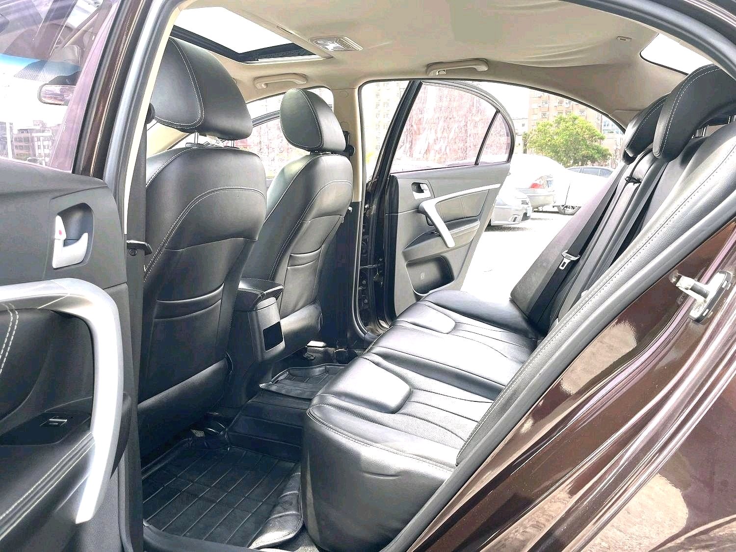 GEELY Emgrand 2017 image de voiture #5