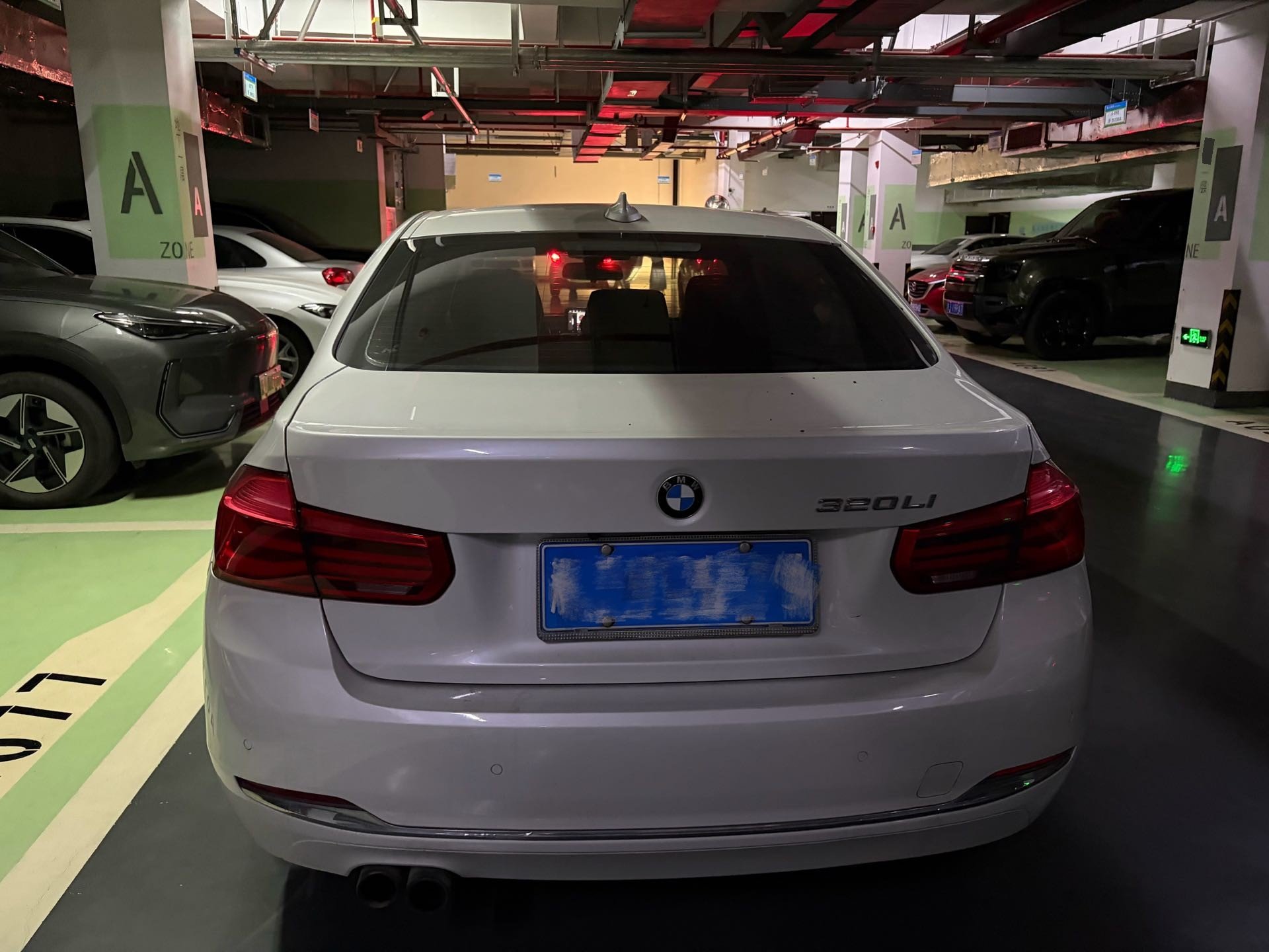 BMW 3 Series 2017 #3 BMW 3 Series 2017 car image #3