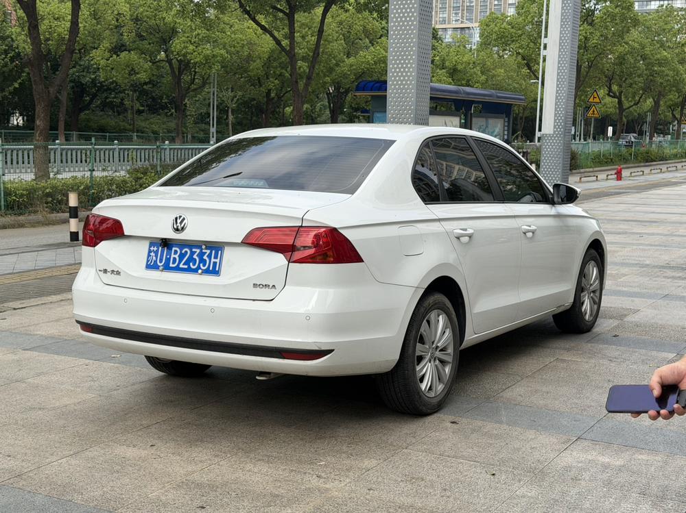 Volkswagen Bora 2021 car image #6
