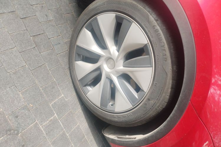 Tesla Model Y 2023 #9 Tesla Model Y 2023 immagine di auto #9