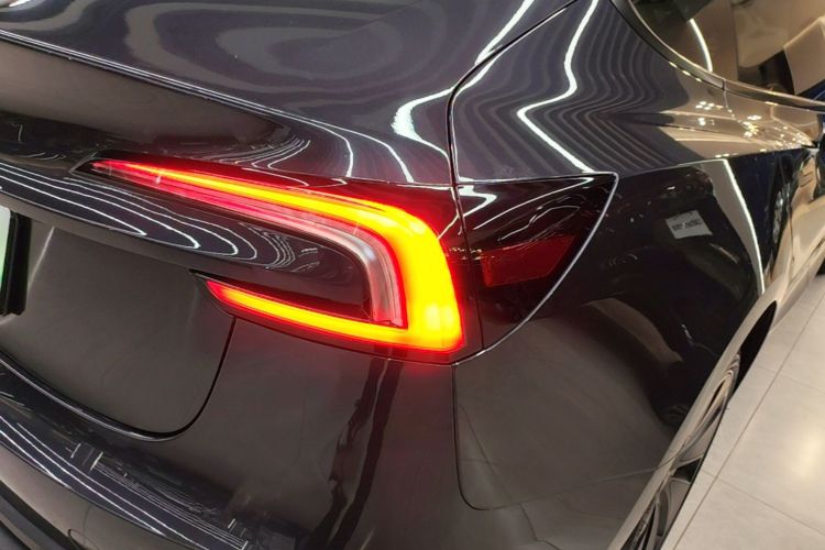 Tesla Model 3 2024 #8 Tesla Model 3 2024 car image #8