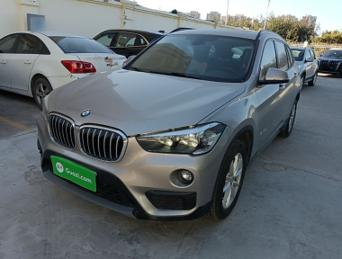 BMW X1 2017 BMW X1 2017 car image