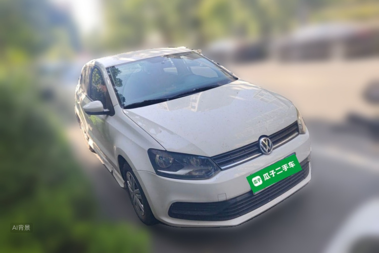 Volkswagen Polo 2015 car image #4