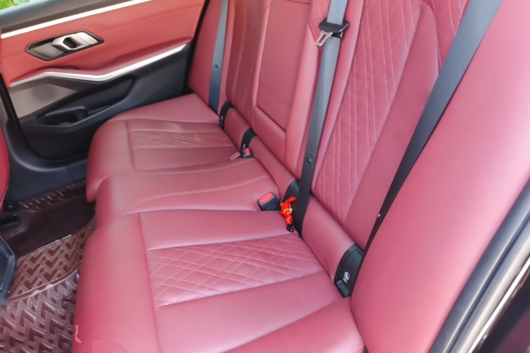 BMW 3 Series 2024 #17 BMW 3 Series 2024 car image #17