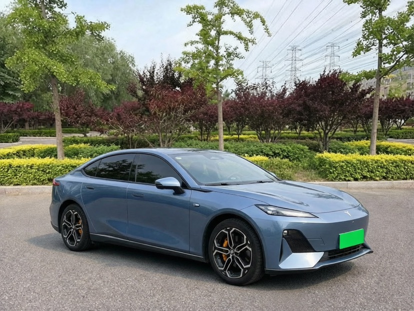 MI SU7 2024 car image #2