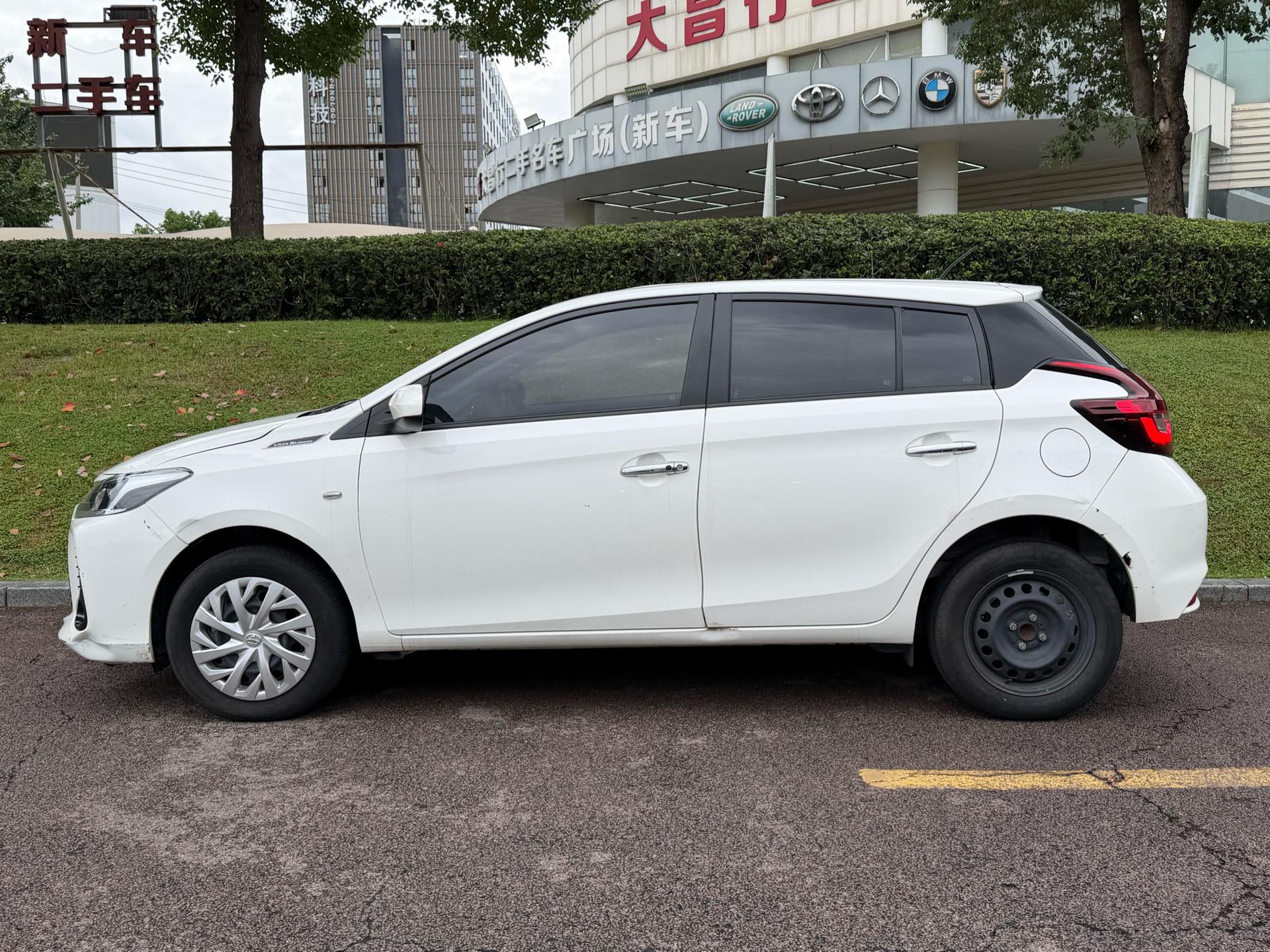 Toyota Vios FS 2023 #2 Toyota Vios FS 2023 immagine di auto #2