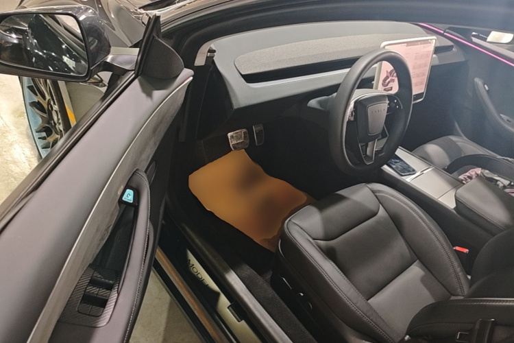 Tesla Model 3 2024 #16 Tesla Model 3 2024 car image #16