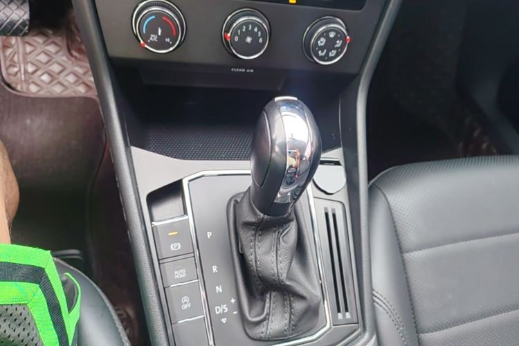 Volkswagen Lavida 2023 #14 Volkswagen Lavida 2023 car image #14