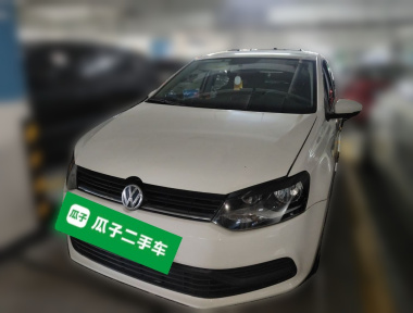 Volkswagen Polo 2016 car image 