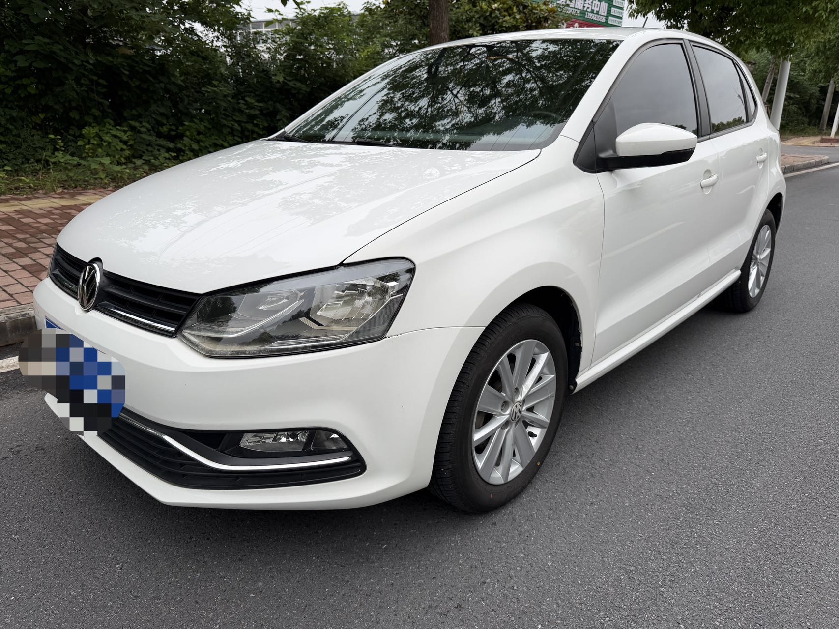 Volkswagen Polo 2018 car image 