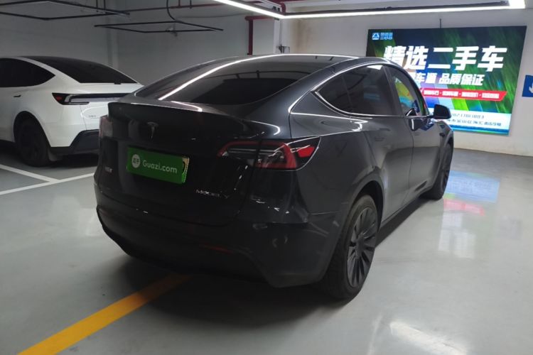 Tesla Model Y 2024 #7 Tesla Model Y 2024 immagine di auto #7