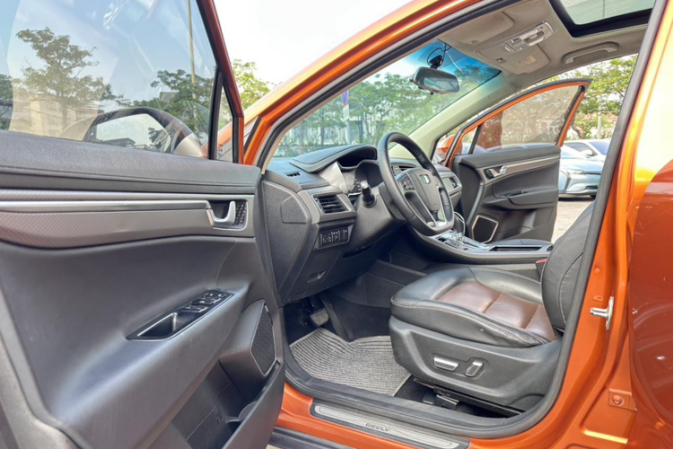 GEELY Emgrand GS 2016 #20 GEELY Emgrand GS 2016 car image #20