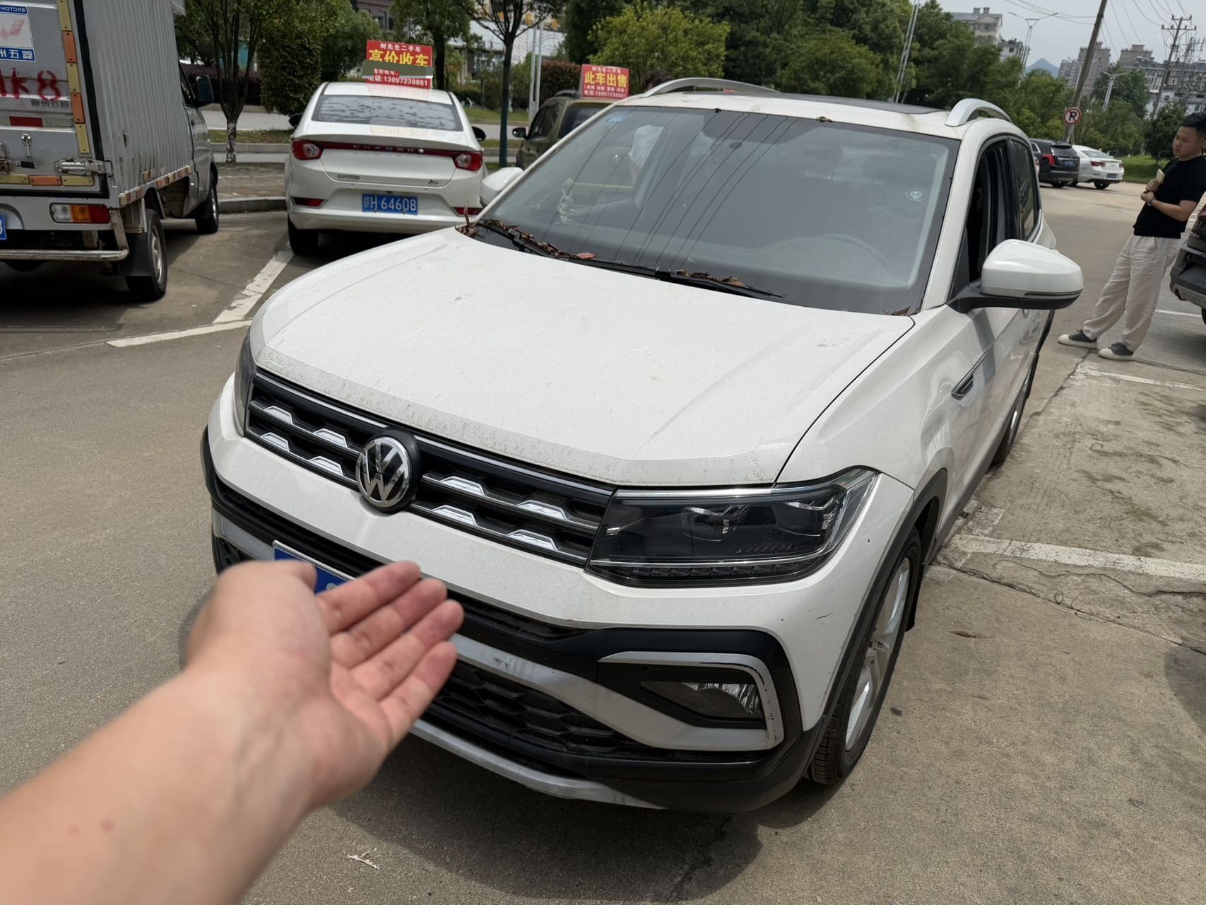 Volkswagen T-Cross 2019 car image 