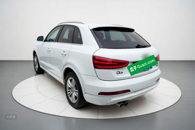 Audi Q3 2015 car image #5