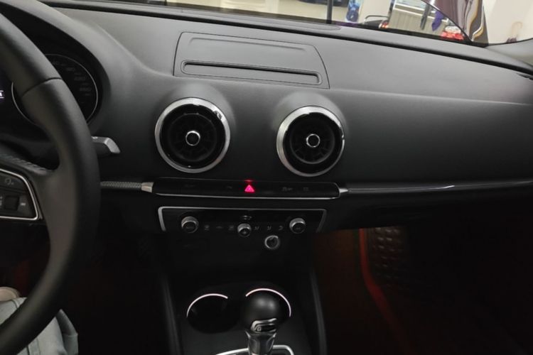 Audi A3 2019 #13 Audi A3 2019 car image #13