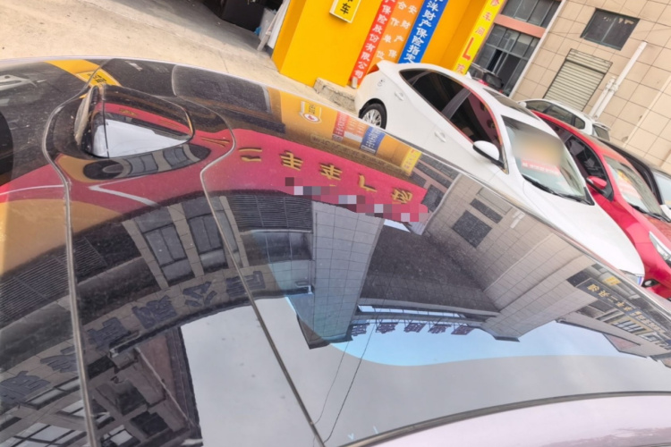 MI SU7 2025 immagine di auto #25
