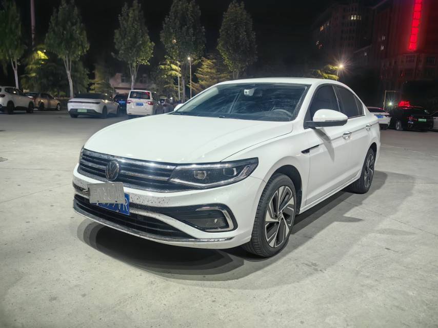 2024 2024 imagen de coche