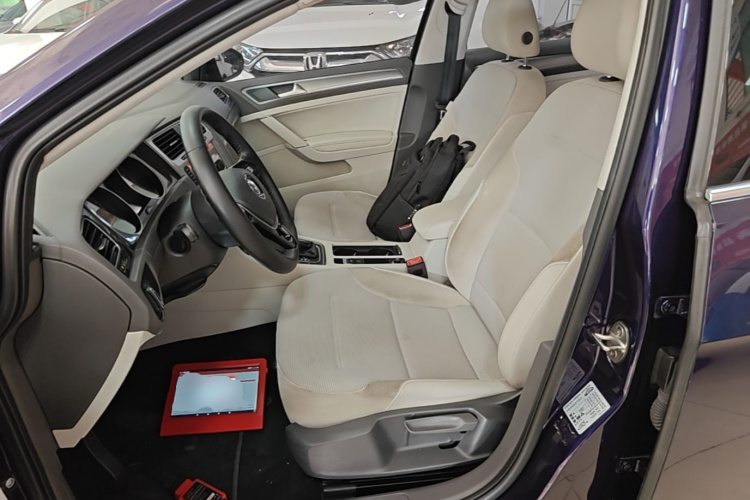 Volkswagen Golf 2018 #15 Volkswagen Golf 2018 car image #15