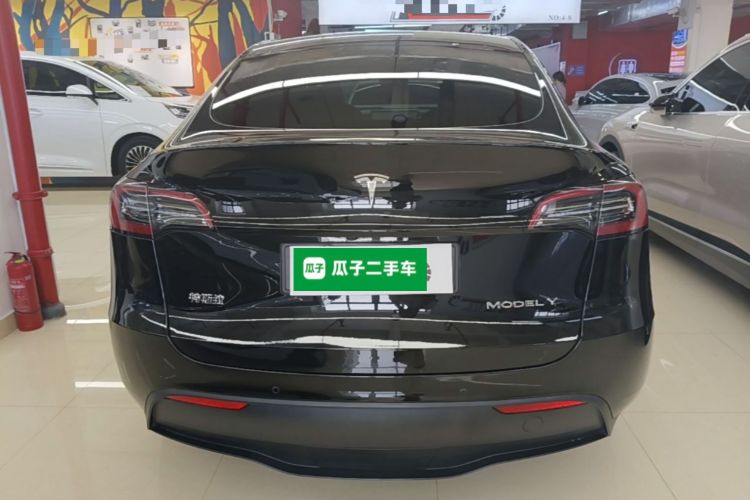 Tesla Model Y 2021 #6 Tesla Model Y 2021 car image #6