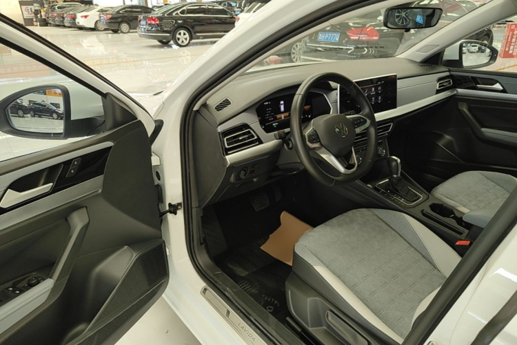 Volkswagen Lavida 2023 car image #16