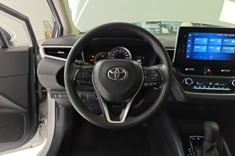 Toyota Corolla 2021 car image #11