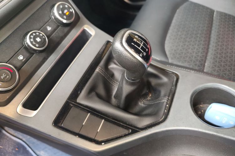 GEELY Emgrand 2021 car image #18