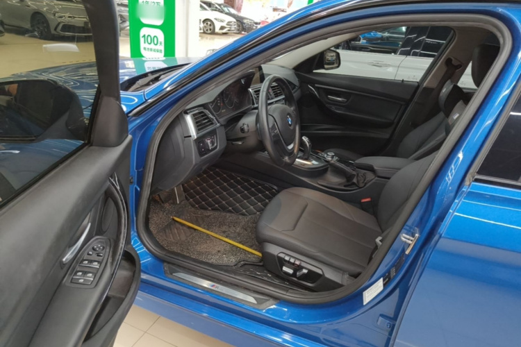 BMW 3 Series 2016 imagen de coche #12